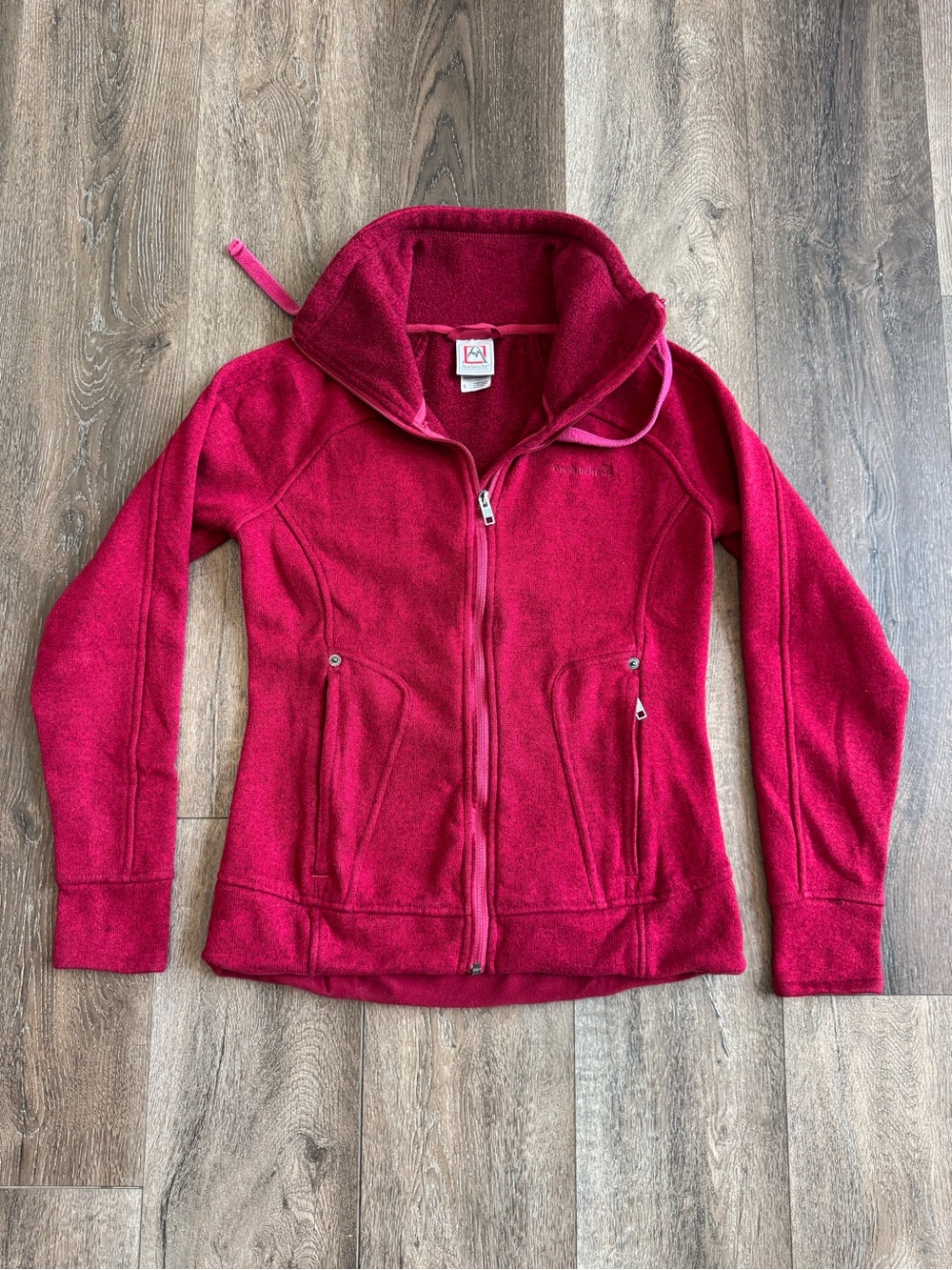 Avalanche Jacket in Maroon Women’s Size Small